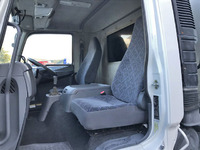 三菱ふそうファイターアルミバン中型（4t）[写真24]