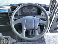 三菱ふそうファイターアルミバン中型（4t）[写真30]