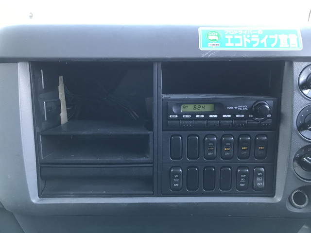 三菱ふそうファイターアルミバン中型（4t）[写真32]