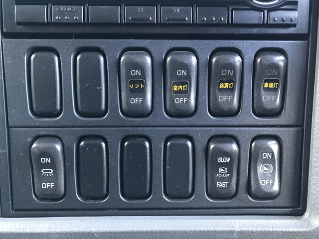 三菱ふそうファイターアルミバン中型（4t）[写真33]