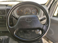 トヨタトヨエース幌車小型（2t・3t）[写真23]