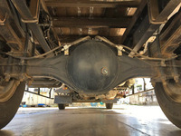 UDトラックスコンドル平ボディ中型（4t）[写真23]