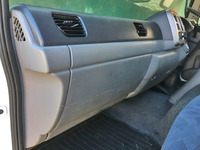 UDトラックスコンドル平ボディ中型（4t）[写真29]