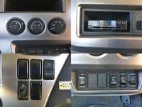 UDトラックスコンドル平ボディ中型（4t）[写真36]