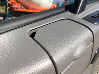 UDトラックスコンドル平ボディ中型（4t）[写真37]