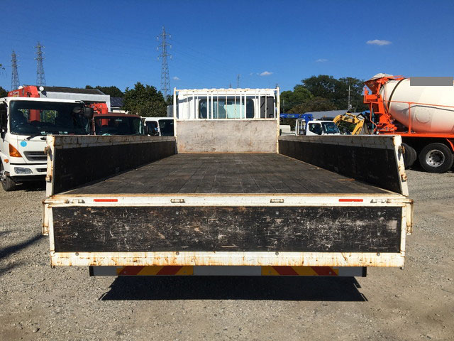 UDトラックスコンドル平ボディ中型（4t）[写真09]