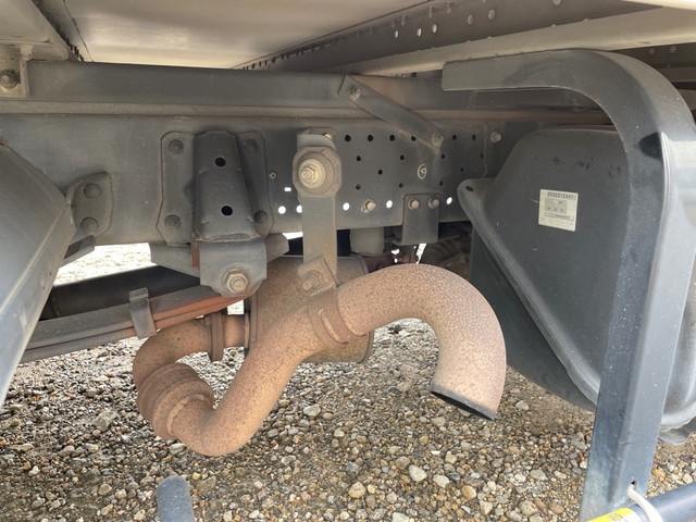 いすゞエルフアルミバン小型（2t・3t）[写真14]