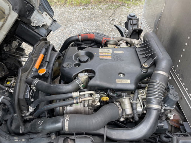 いすゞエルフアルミバン小型（2t・3t）[写真16]