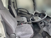 いすゞエルフアルミバン小型（2t・3t）[写真20]