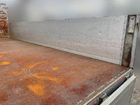 三菱ふそうファイターアルミブロック中型（4t）[写真05]