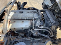 三菱ふそうキャンター平ボディ小型（2t・3t）[写真12]