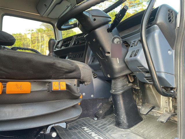 日野プロフィアクレーン4段大型（10t）[写真31]