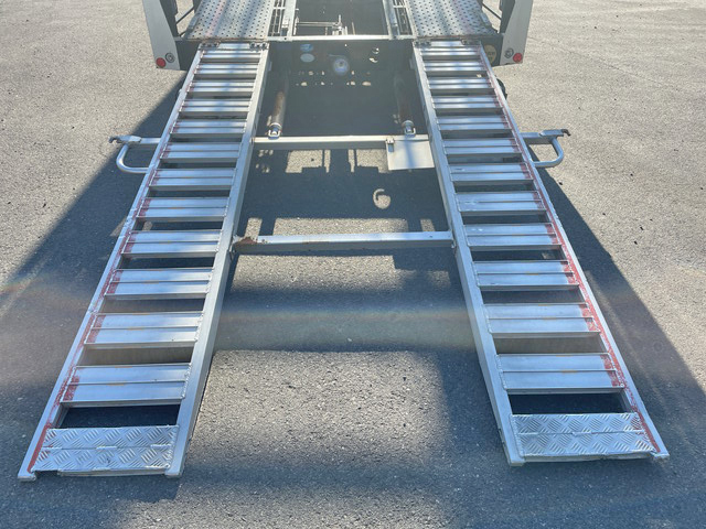 日野レンジャーキャリアカー増トン（6t・8t）[写真11]