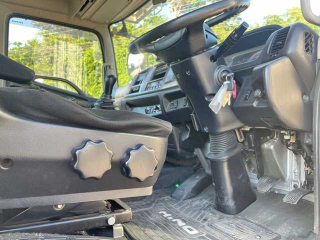 日野レンジャーキャリアカー増トン（6t・8t）[写真36]