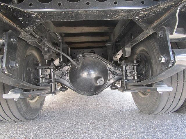 いすゞエルフ平ボディ小型（2t・3t）[写真05]