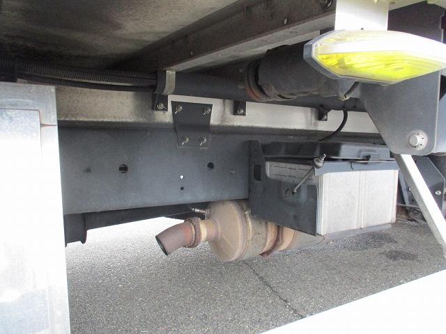 日野レンジャーアルミウイング中型（4t）[写真16]