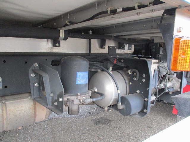 日野レンジャーアルミウイング中型（4t）[写真17]