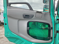 UDトラックスクオンクレーン5段大型（10t）[写真28]