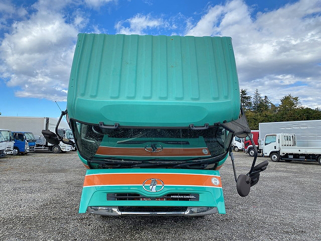 UDトラックスクオンクレーン5段大型（10t）[写真08]