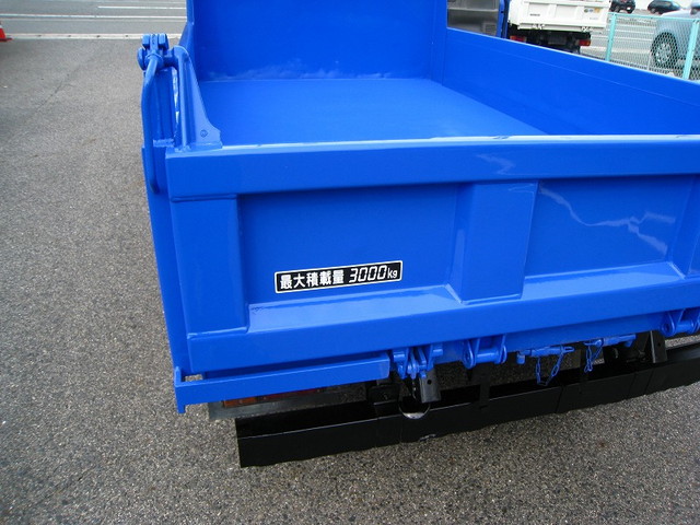 マツダタイタンダンプ小型（2t・3t）[写真11]