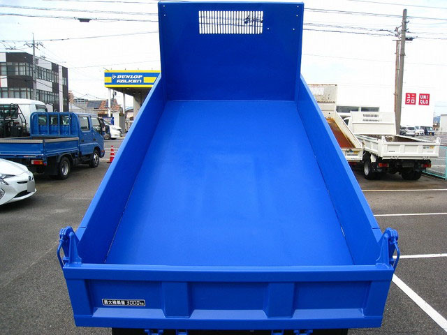 マツダタイタンダンプ小型（2t・3t）[写真04]