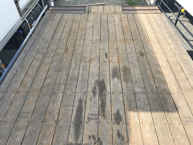 三菱ふそうファイターセルフクレーン3段増トン（6t・8t）[写真10]