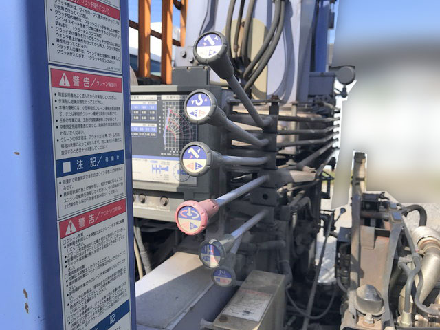 三菱ふそうファイターセルフクレーン3段増トン（6t・8t）[写真14]