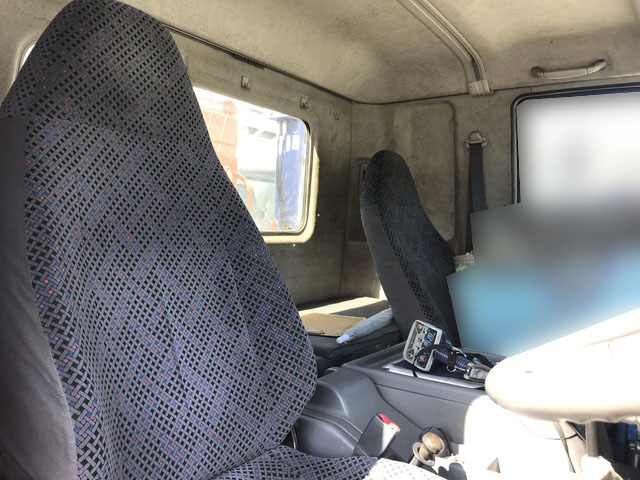 三菱ふそうファイターセルフクレーン3段増トン（6t・8t）[写真30]