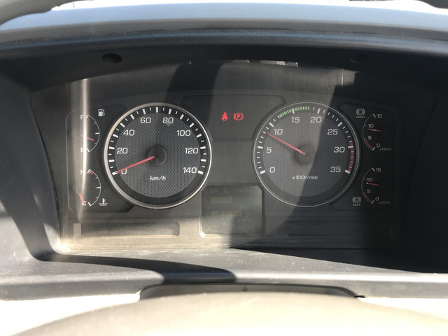 三菱ふそうファイターセルフクレーン3段増トン（6t・8t）[写真35]