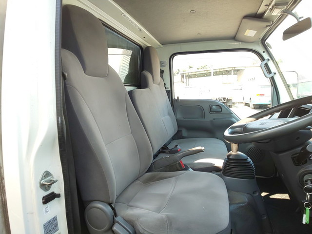 マツダタイタン幌車小型（2t・3t）[写真26]