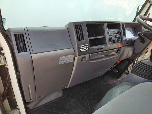 マツダタイタン幌車小型（2t・3t）[写真29]