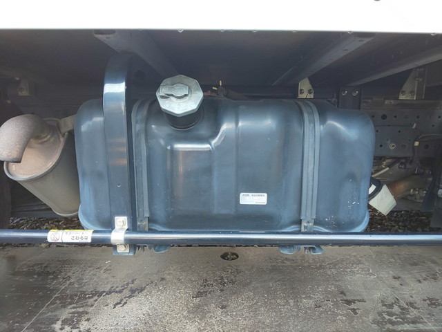 いすゞエルフアルミバン小型（2t・3t）[写真16]