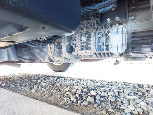 いすゞエルフアルミバン小型（2t・3t）[写真17]