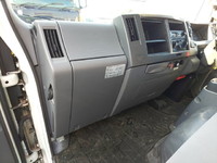 いすゞエルフアルミバン小型（2t・3t）[写真33]