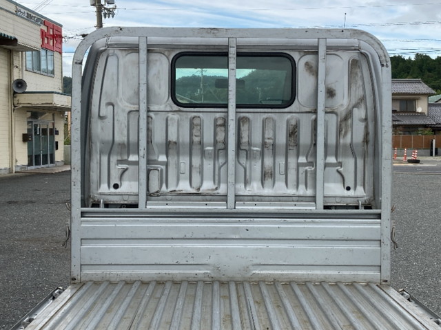 トヨタダイナ平ボディ小型（2t・3t）[写真14]
