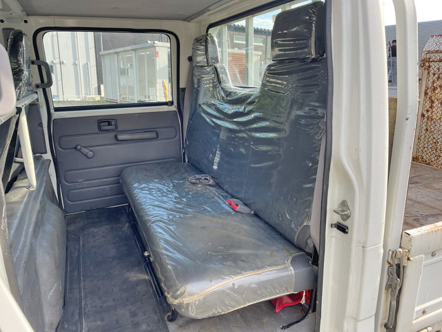 いすゞエルフダブルキャブ（Wキャブ）小型（2t・3t）[写真26]