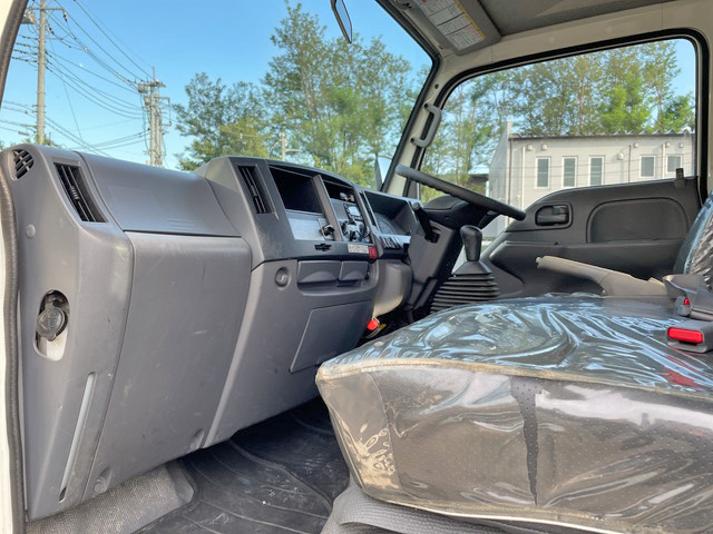 いすゞエルフダブルキャブ（Wキャブ）小型（2t・3t）[写真32]