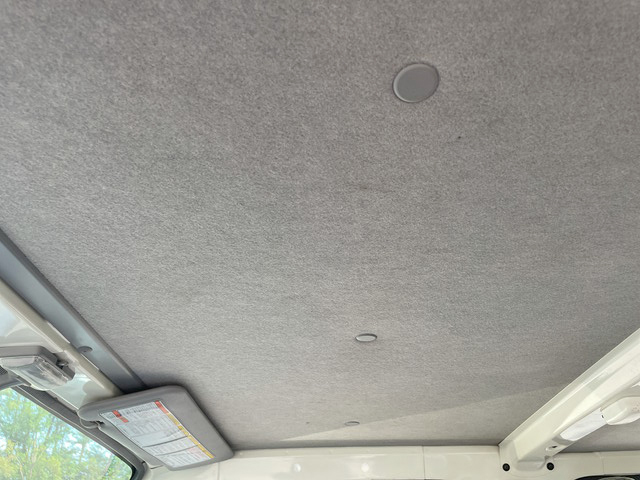 いすゞエルフダブルキャブ（Wキャブ）小型（2t・3t）[写真34]