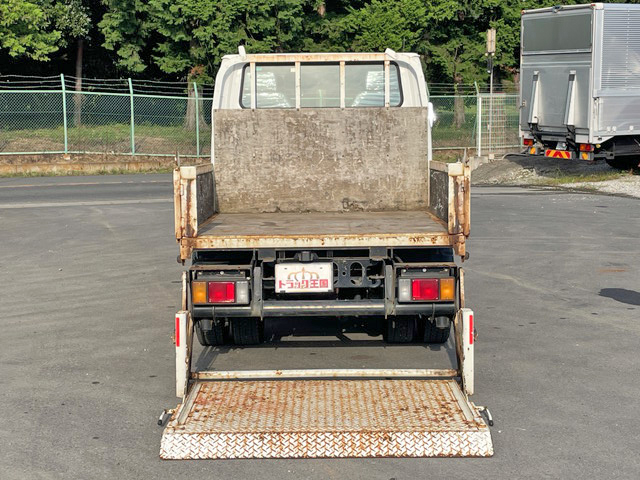 いすゞエルフダブルキャブ（Wキャブ）小型（2t・3t）[写真08]