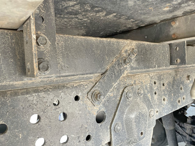 いすゞエルフ冷凍車（冷蔵車）小型（2t・3t）[写真22]