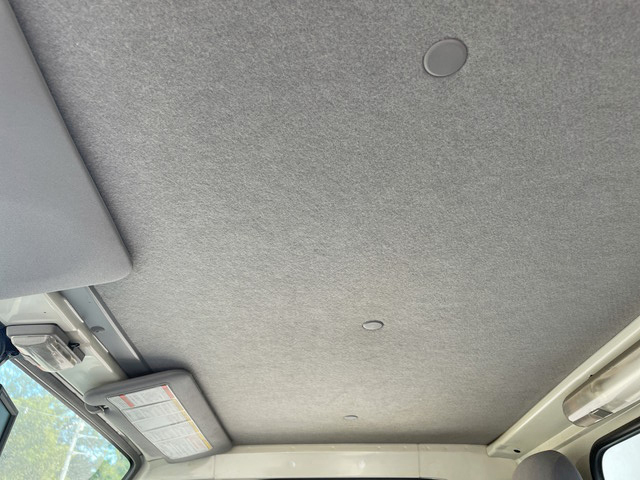 いすゞエルフ冷凍車（冷蔵車）小型（2t・3t）[写真33]