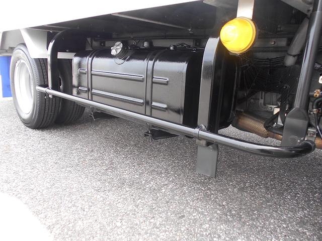 日野デュトロ冷凍車（冷蔵車）小型（2t・3t）[写真16]