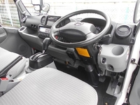 日野デュトロ冷凍車（冷蔵車）小型（2t・3t）[写真22]