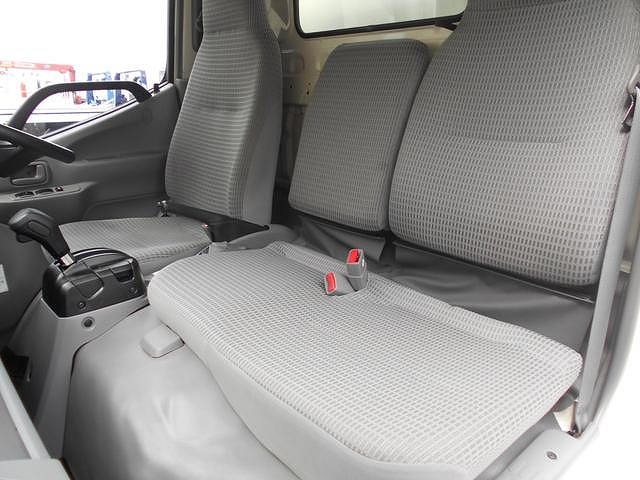 日野デュトロ冷凍車（冷蔵車）小型（2t・3t）[写真25]