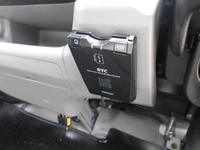 日野デュトロ冷凍車（冷蔵車）小型（2t・3t）[写真32]