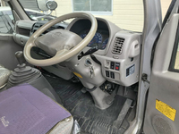 日野デュトロパネルバン小型（2t・3t）[写真29]