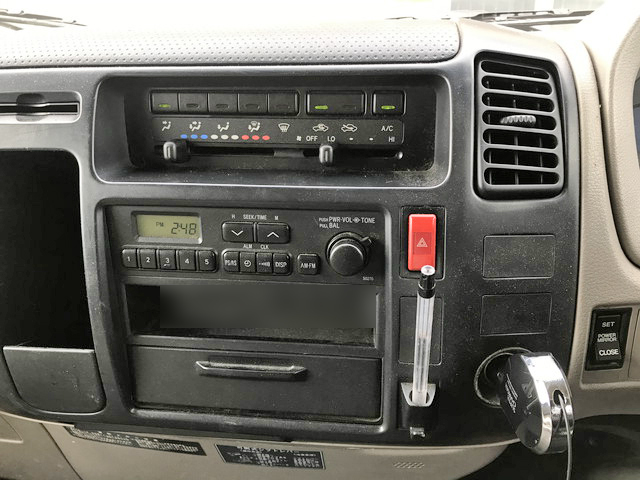 日野デュトロパネルバン小型（2t・3t）[写真30]