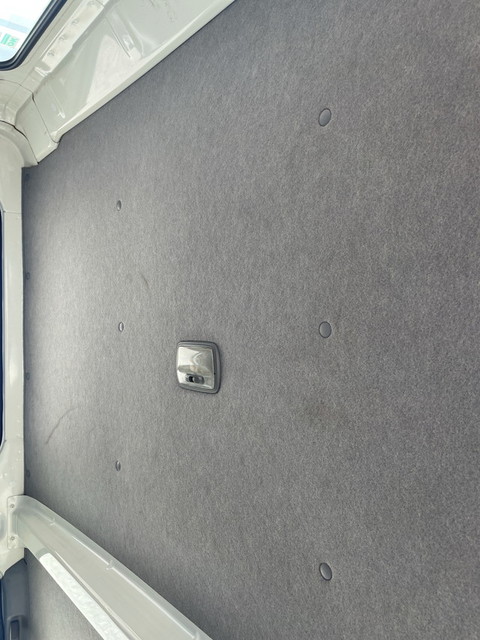 いすゞエルフダブルキャブ（Wキャブ）小型（2t・3t）[写真27]