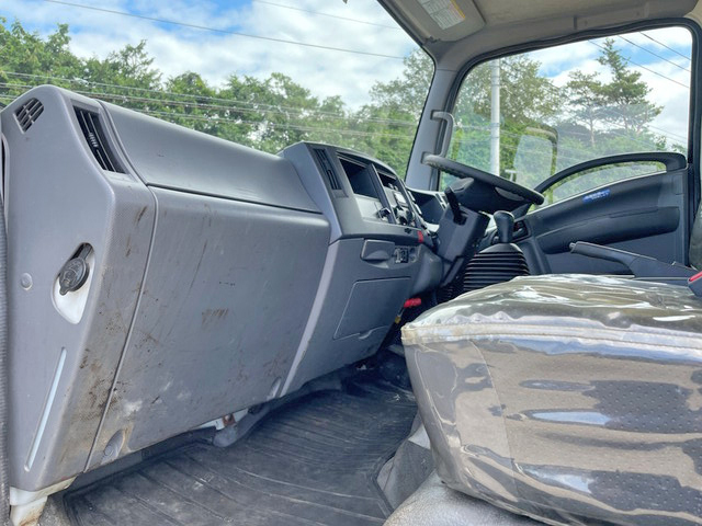 いすゞエルフダブルキャブ（Wキャブ）小型（2t・3t）[写真30]