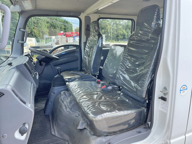 いすゞエルフダブルキャブ（Wキャブ）小型（2t・3t）[写真31]